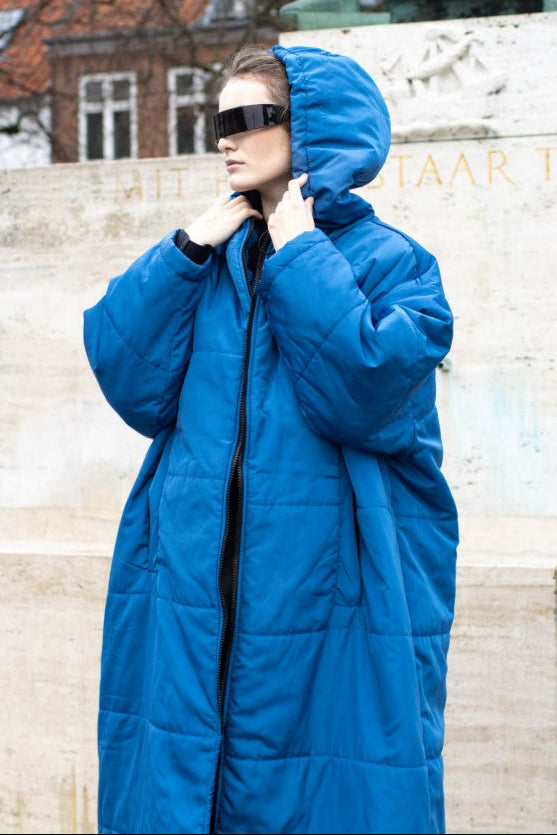 CLASSIC BLUE