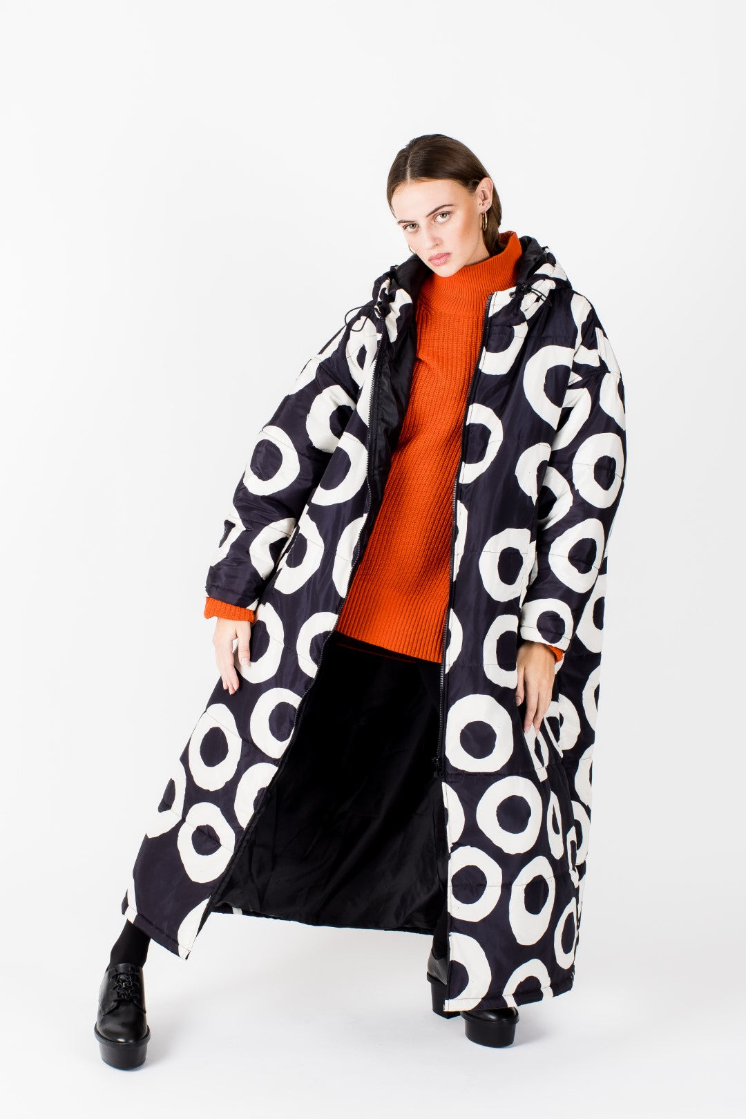 ARTIST EDITION 4 COSMIC DANCE 3 SITTINGSUITS artist-edition-4-cosmic-dance-3-sittingsuits